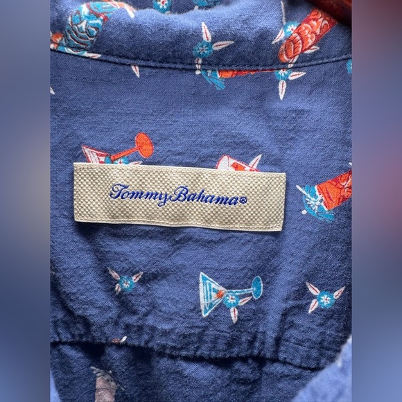 Tommy Bahama Men Medium Shirt Button-Up Tiki Martini Short Sleeve - Picture 3 of 7